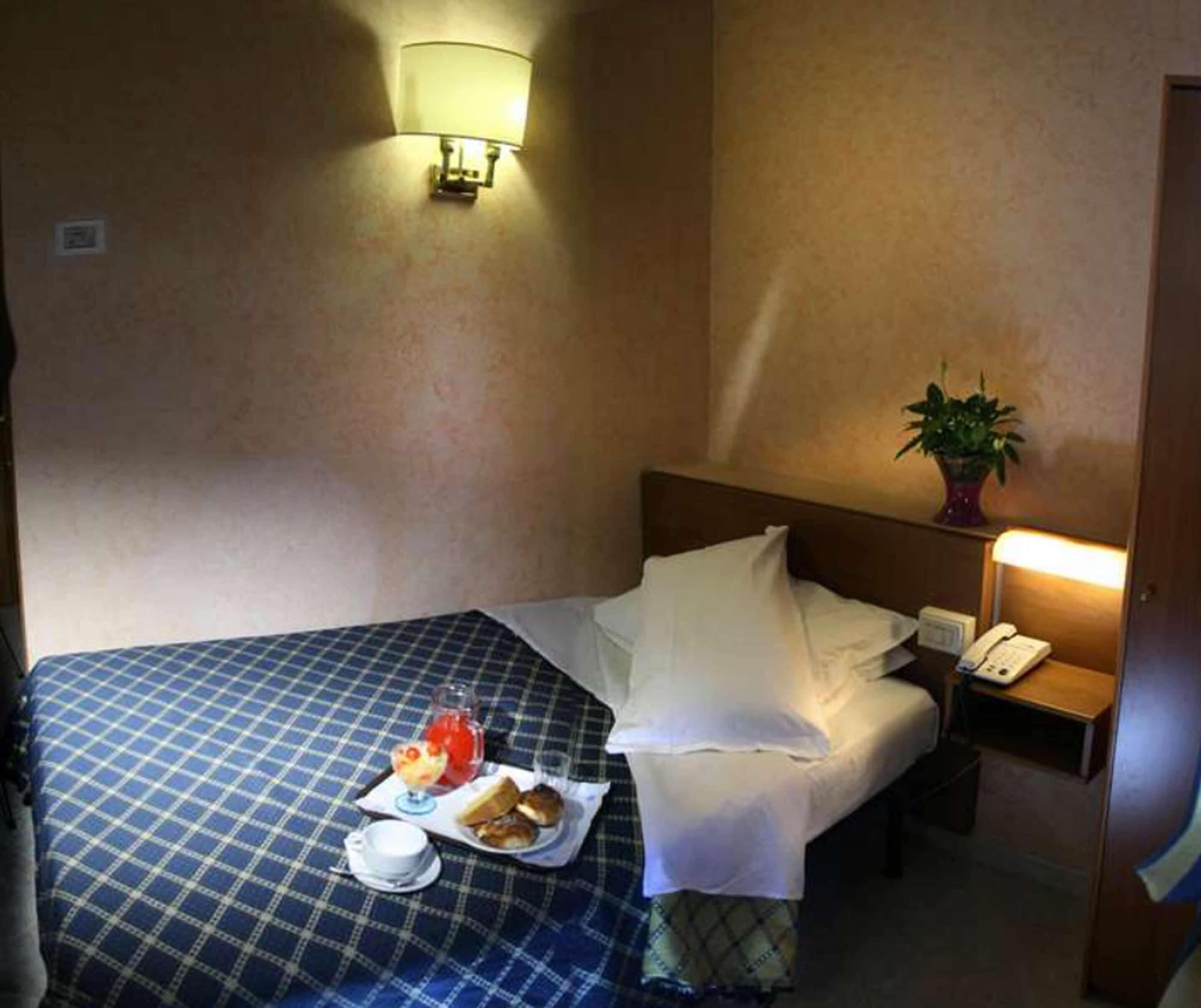 Hotel Salaria Roma Exterior foto